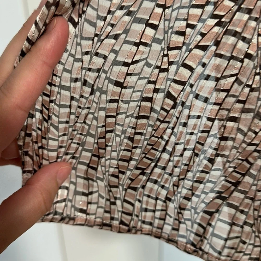 Reiss button down patterned top - Picture 9 of 10